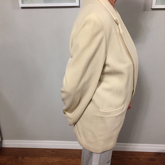 blazer - Picture 5 of 5